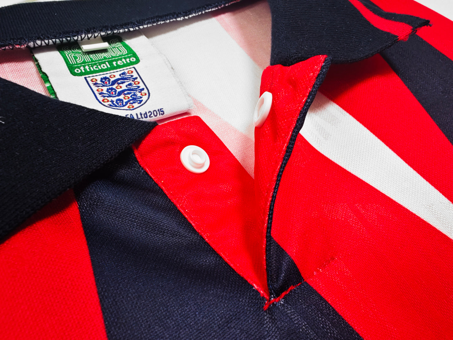 2022 England Retro Red Shirt