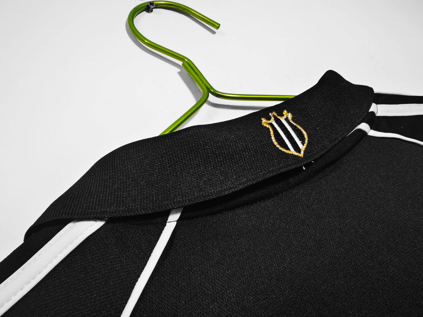 2000/01 Newcastle away Shirt
