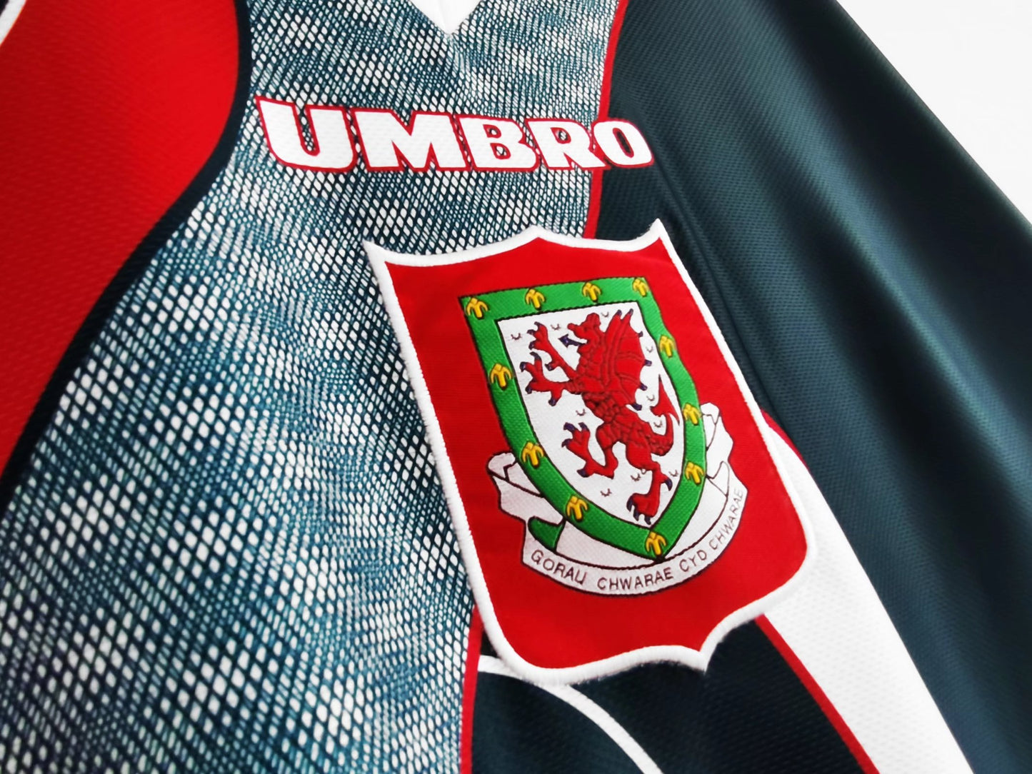 1994/95 Wales Away Shirt