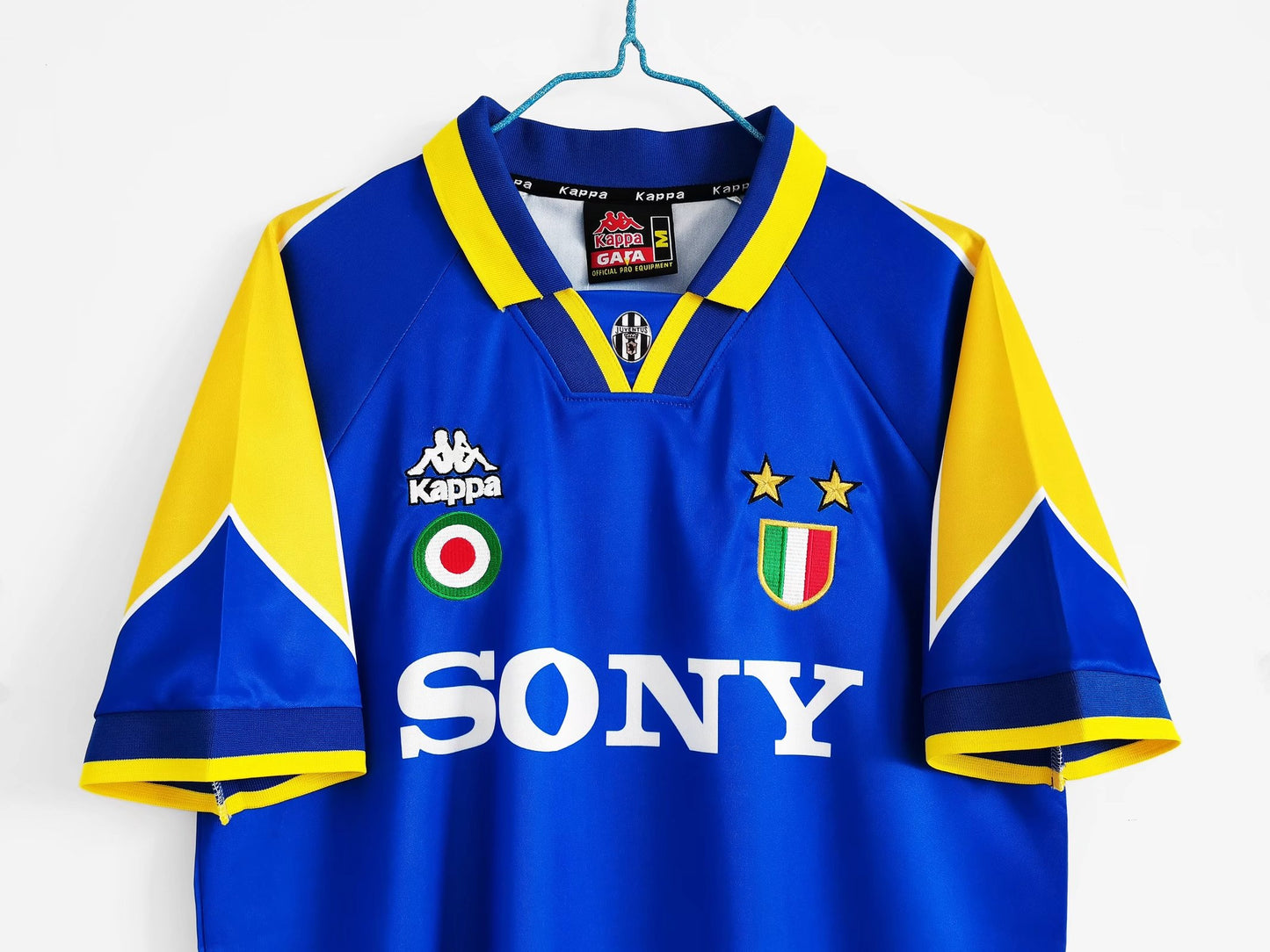 1995/96 Juventus Away Shirt